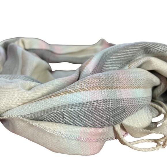 100% Pure Cashmere Made in Scotland Plaid Womens Fringe Pink Gray Scarf 68x12" - Picture 7 of 15